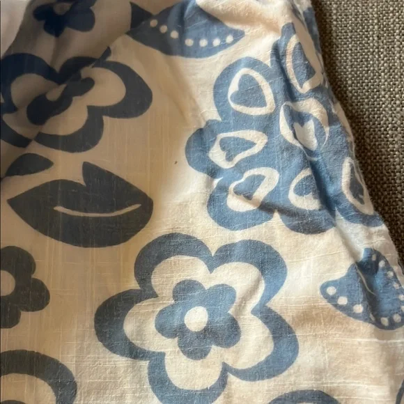 Floral Sundress with Blue and White Pattern - Picture 4 of 4